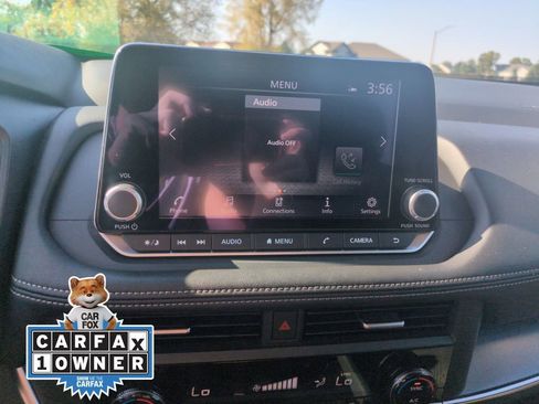 Used 2024 Nissan Rogue SV image 23