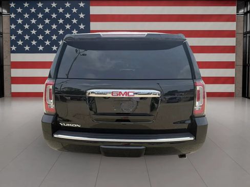 Used 2018 GMC Yukon Denali w/ Denali Ultimate Package RWD image 6