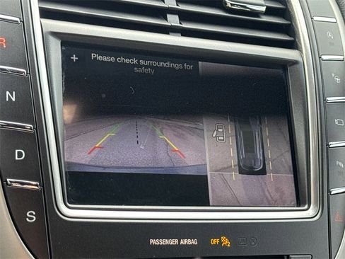 Used 2019 Lincoln Nautilus Reserve image 32