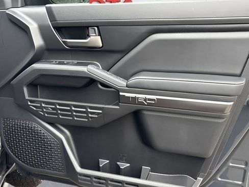 New 2026 Toyota Tacoma TRD Off-Road AWD/4WD image 10