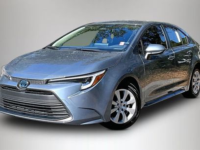 Used 2025 Toyota Corolla LE