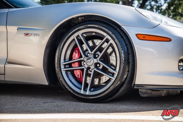 Used 2007 Chevrolet Corvette Z06 w/ Preferred Equipment Group RWD image 54