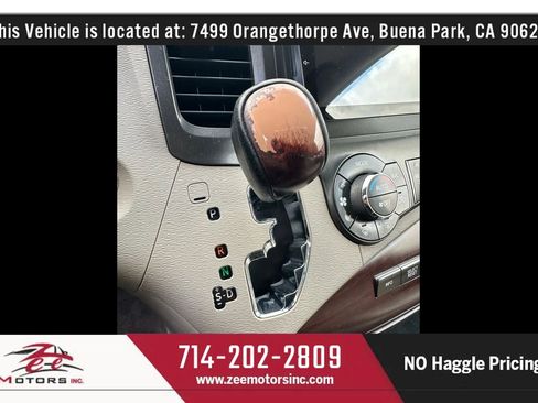 Used 2014 Toyota Sienna XLE image 41