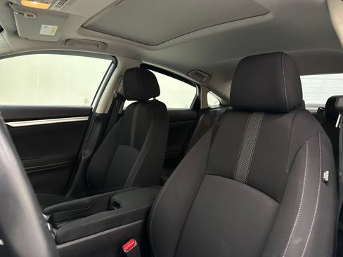 Used 2020 Honda Civic EX image 13
