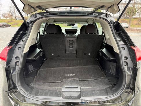 Used 2020 Nissan Rogue S AWD/4WD image 21