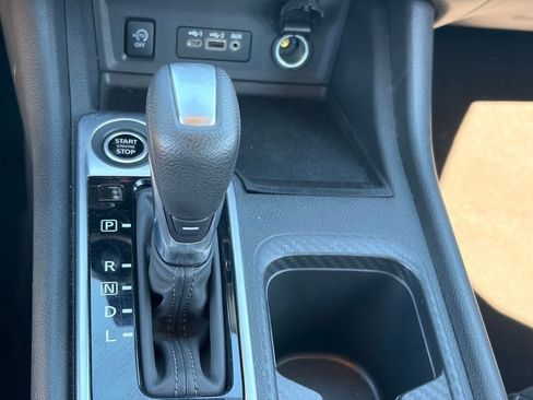 Certified 2025 Nissan Sentra SV FWD image 27