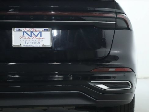 Used 2024 Lincoln Nautilus Reserve w/ Equipment Group 202A AWD/4WD image 47