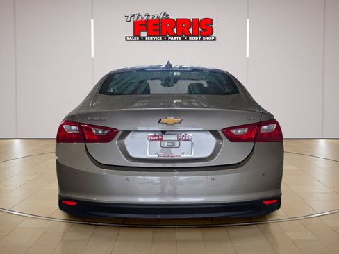 Used 2024 Chevrolet Malibu LT FWD image 6