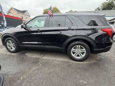 Used 2022 Ford Explorer 4WD image 4