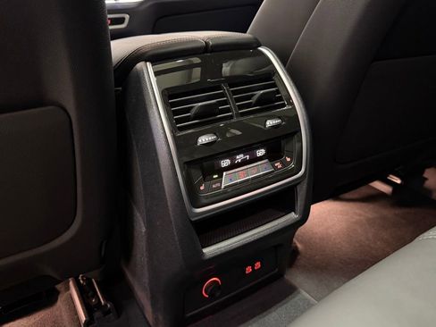 Used 2024 BMW X5 M60i image 37