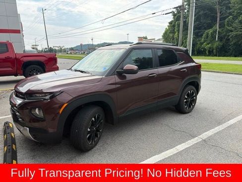 Used 2022 Chevrolet TrailBlazer LT w/ Convenience Package AWD/4WD image 3