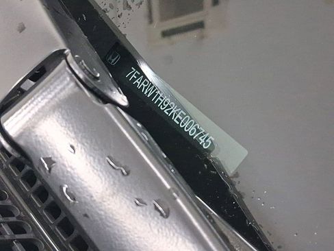 Used 2019 Honda CR-V Touring image 25