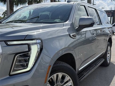 Used 2025 GMC Yukon XL Denali image 6