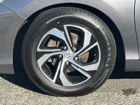 Used 2016 Honda Accord LX image 25