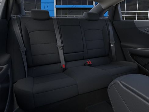 New 2025 Chevrolet Malibu RS FWD image 17