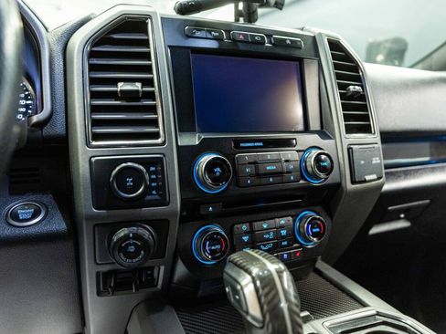 Used 2018 Ford F150 Raptor w/ Equipment Group 802A Luxury image 12