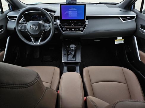Used 2026 Toyota Corolla Cross XLE w/ Convenience Package FWD image 20