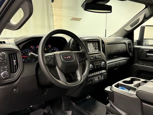 New 2026 GMC Sierra 2500 Pro image 18