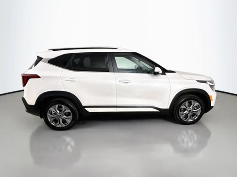 Used 2024 Kia Seltos S AWD/4WD image 9
