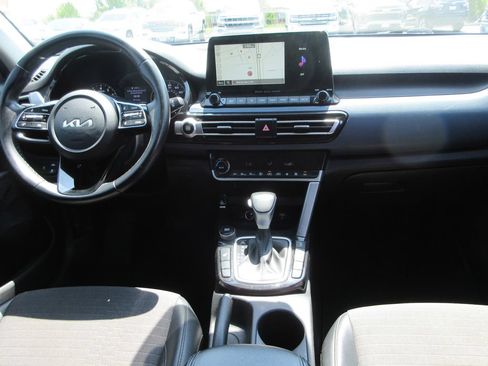 Used 2023 Kia Seltos S w/ Navigation Package AWD/4WD image 15
