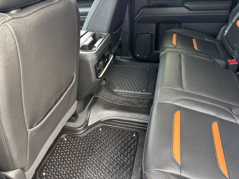 Used 2022 GMC Sierra 1500 AT4 w/ AT4 Preferred Package AWD/4WD image 18