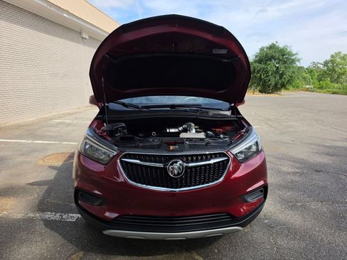 Used 2022 Buick Encore Preferred w/ Safety Package AWD/4WD image 19