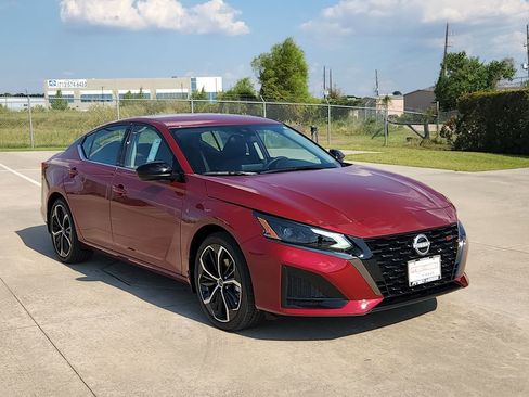 New 2025 Nissan Altima 2.5 SR image 27