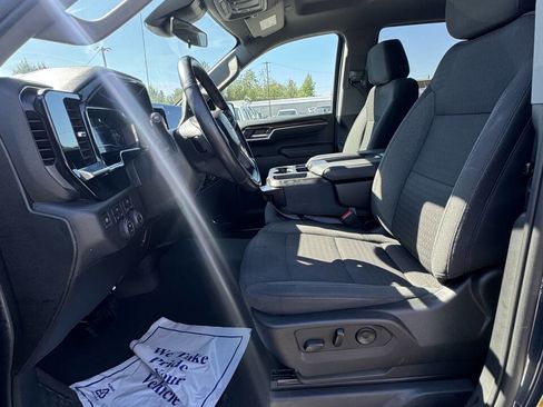 Used 2022 Chevrolet Silverado 1500 LT image 5