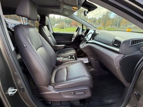 Used 2018 Honda Odyssey EX-L image 19