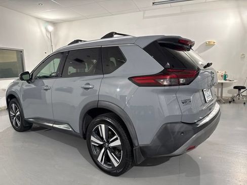 Used 2021 Nissan Rogue SL w/ Premium Package FWD image 6