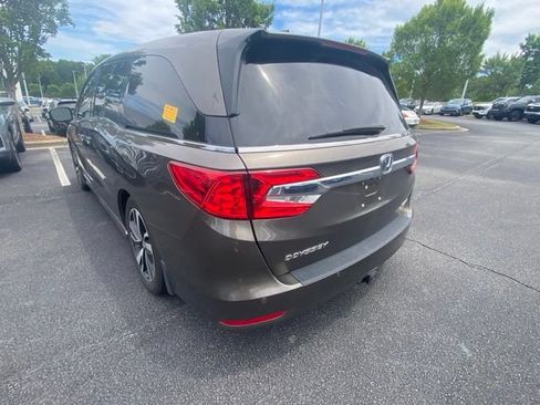 Used 2019 Honda Odyssey Elite image 3