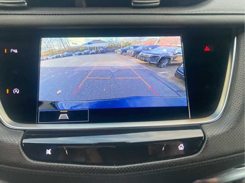 Used 2025 Cadillac XT5 Premium Luxury image 23