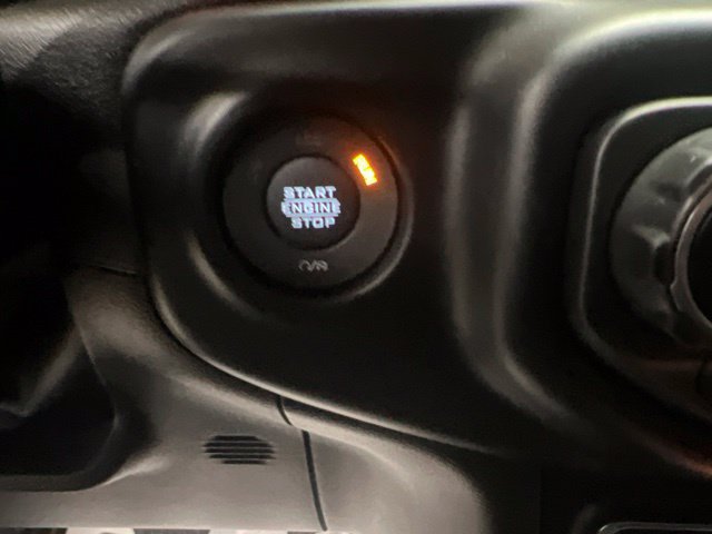 Used 2023 Jeep Gladiator Rubicon w/ Cold Weather Group AWD/4WD image 15