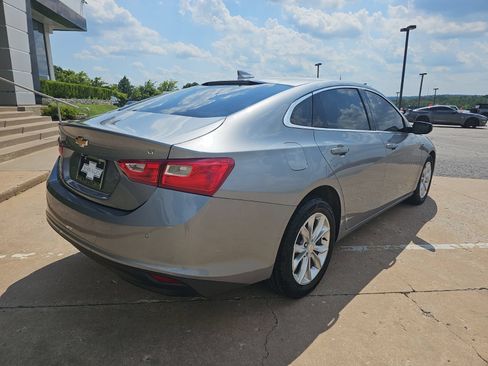 Used 2024 Chevrolet Malibu LT FWD image 4