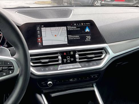 Used 2021 BMW M340i xDrive image 9