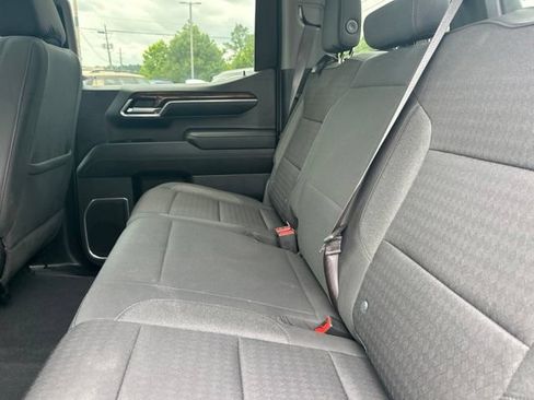 Used 2023 GMC Sierra 1500 SLE AWD/4WD image 40