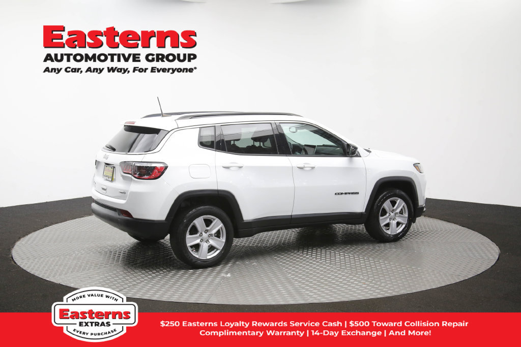 Used 2022 Jeep Compass Latitude w/ Convenience Group AWD/4WD image 43