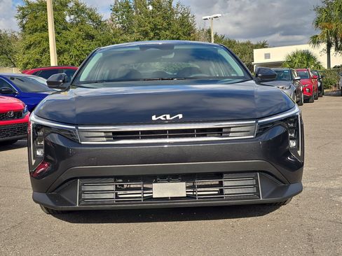 Certified 2025 Kia K4 LX image 3