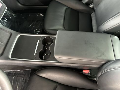 Used 2022 Tesla Model 3 image 19