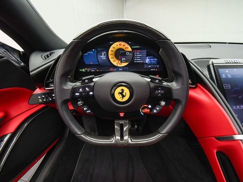 Used 2024 Ferrari Roma Spider image 14
