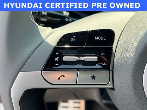 Certified 2025 Hyundai Elantra SEL image 24