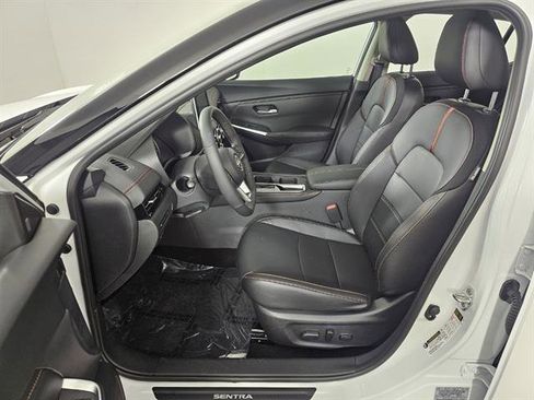 New 2025 Nissan Sentra SR w/ SR Premium Package image 23