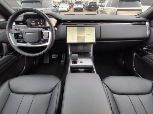 New 2026 Land Rover Range Rover Long Wheelbase Autobiography image 15