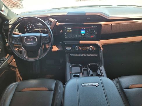 Used 2024 GMC Sierra 2500 AT4 AWD/4WD image 13