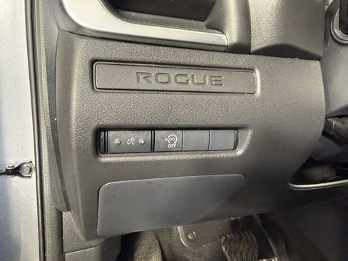 Used 2024 Nissan Rogue S AWD/4WD image 20