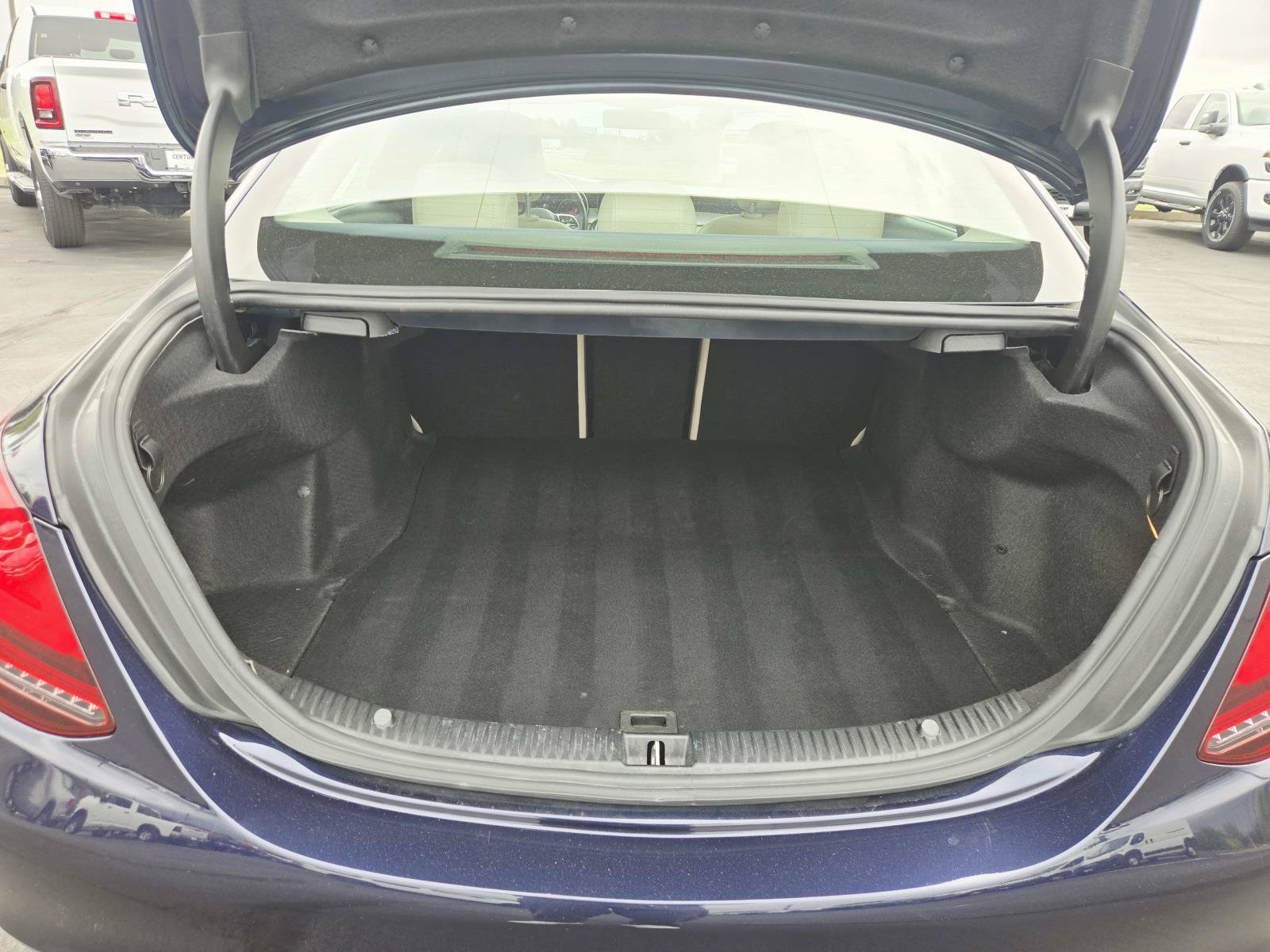 Used 2019 Mercedes-Benz C 300 4MATIC Sedan image 14