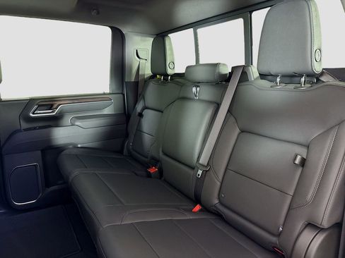 New 2025 GMC Sierra 3500 SLT w/ SLT Convenience Package image 25