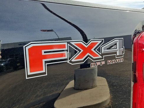 Used 2025 Ford F350 Platinum AWD/4WD image 7