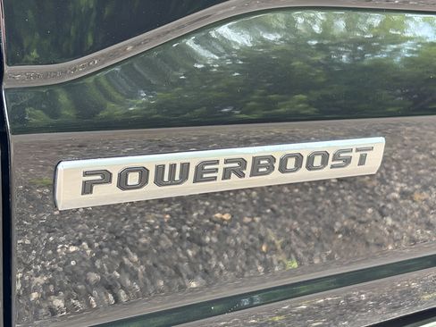Used 2023 Ford F150 Lariat w/ Equipment Group 502A High AWD/4WD image 17