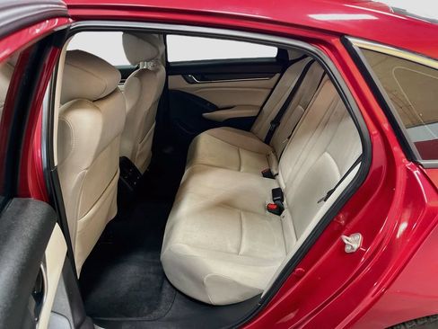 Used 2021 Honda Accord EX image 24